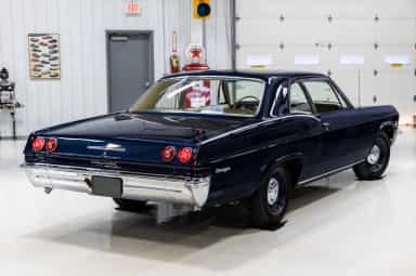 Chevrolet Biscayne Two-Door Sedan 409/400 4-Speed thumbnail 2