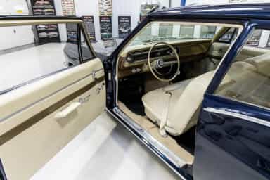 Chevrolet Biscayne Two-Door Sedan 409/400 4-Speed thumbnail 6