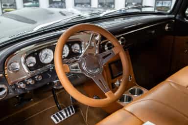 Supercharged-Triton-Powered Ford F-100 Pickup thumbnail 9