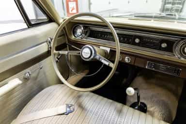 Chevrolet Biscayne Two-Door Sedan 409/400 4-Speed thumbnail 10