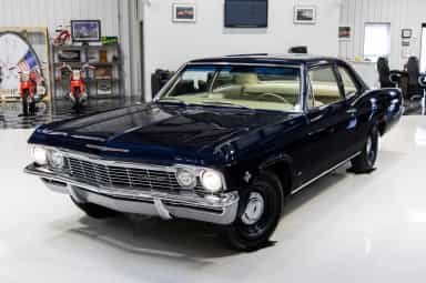 Chevrolet Biscayne Two-Door Sedan 409/400 4-Speed thumbnail 1