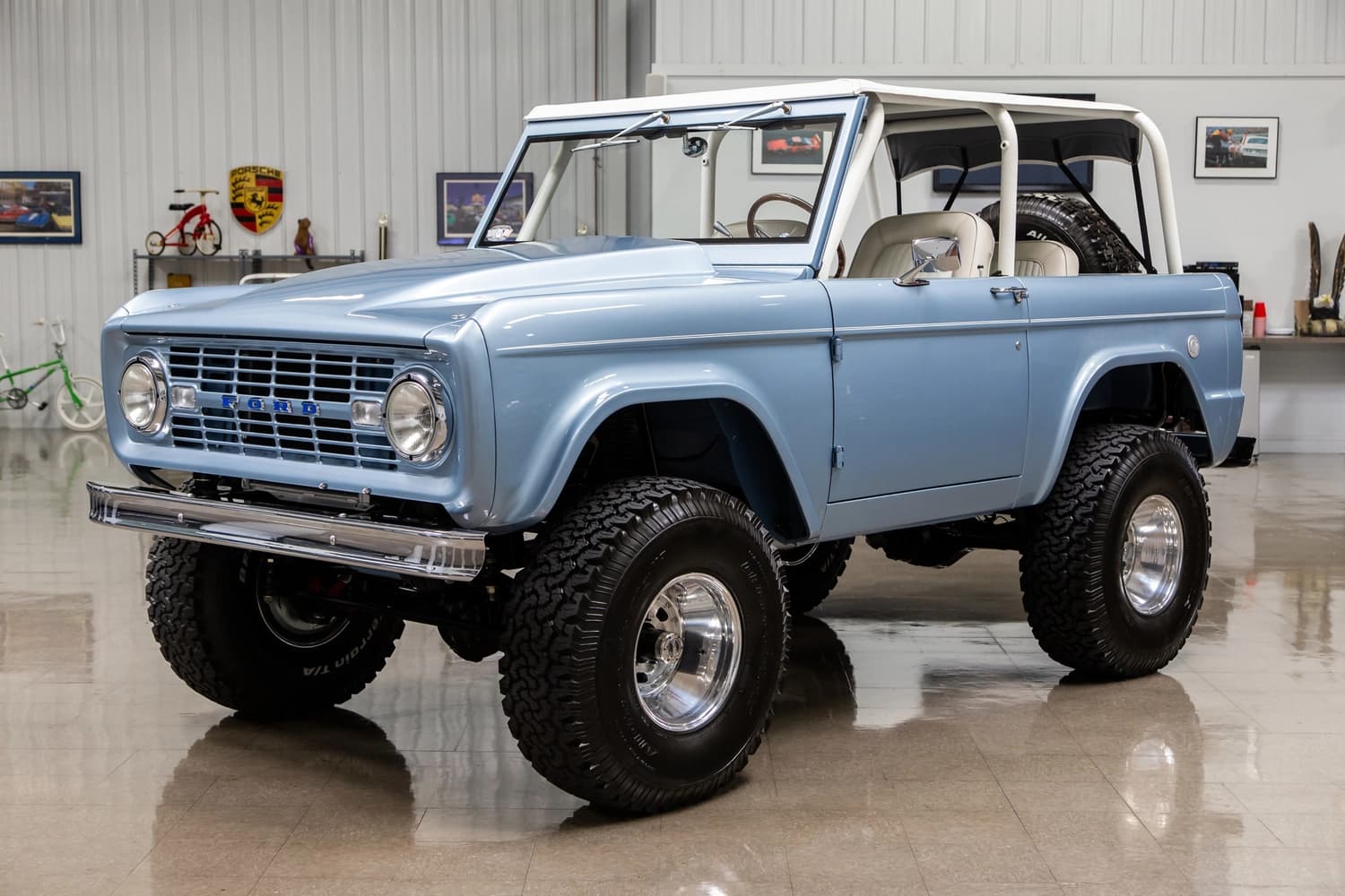 Custom 351-Powered Ford Bronco